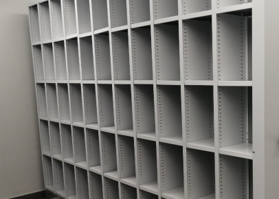 Офисные стеллажи с ячейками для документов
