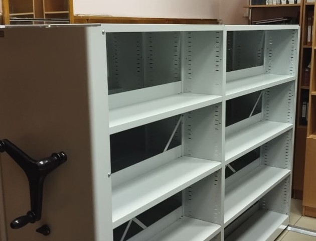 Передвижные стеллажи для архива загс